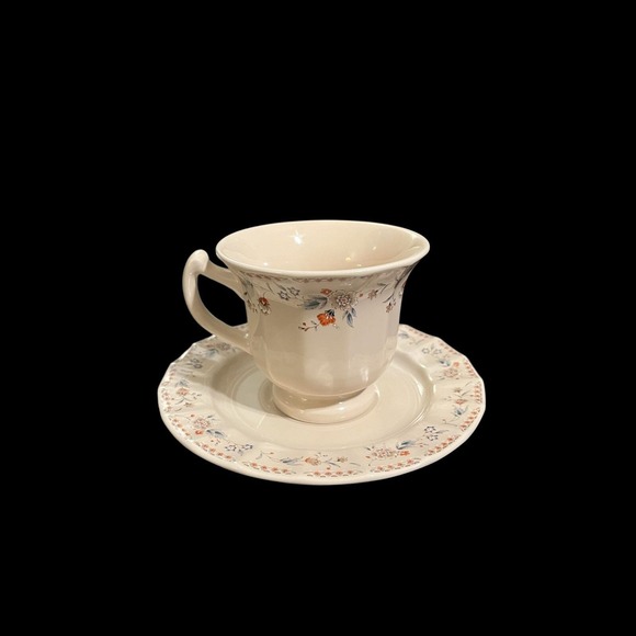 Set Of 4 Mikasa Country English ARISTOCRAT JM907 Tea‎ Cup & Saucer Set Japan - Picture 3 of 9